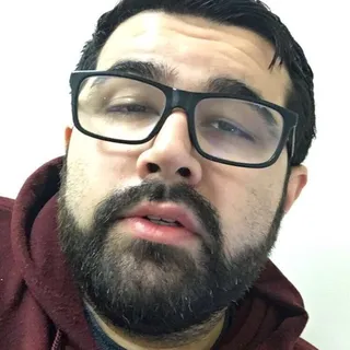 Ali S.