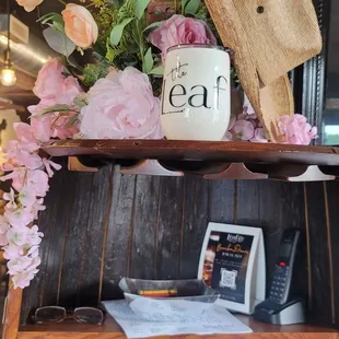 sushi and sashimi, interior