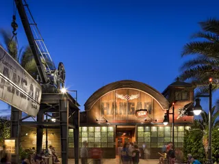 Jock Lindsey's Hangar Bar