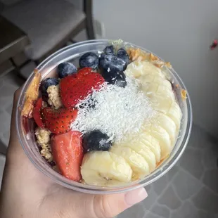 Acai bowl