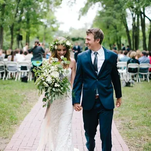 THE LEEKERS | Lincoln &amp; Omaha, NE Wedding Photographers