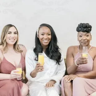 Desiree &amp; her bridesmaids!