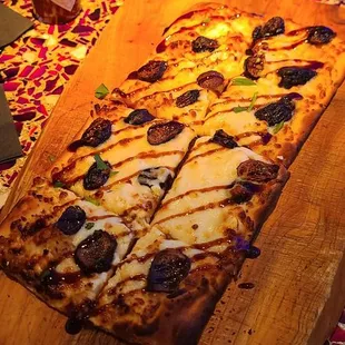 5/5 Fig Flat bread