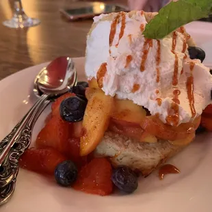 Fruit shortcake