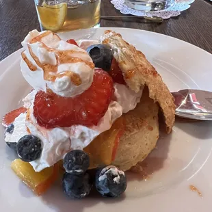 Berries shortcake with red Chile honey