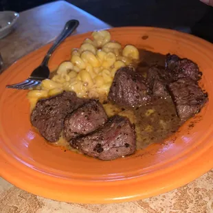 Garlic Steak Tip Salad