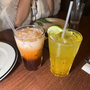 Thai iced tea &amp; virgin passion fruit mojito