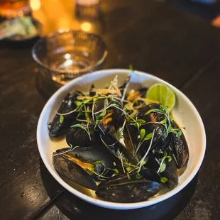 Mussels in broth