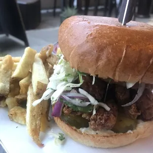 Fried chicken sandwich