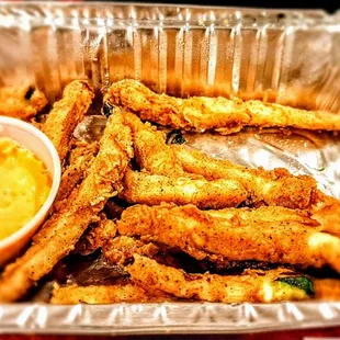 Zucchini Fritti: Calabrian aioli. $9.00