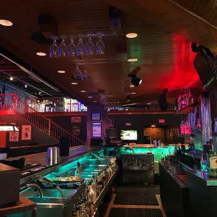 Great place with a laid back setting. Simple food and great drinks!