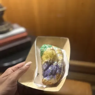King cake empanada