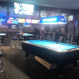 5 pool tables