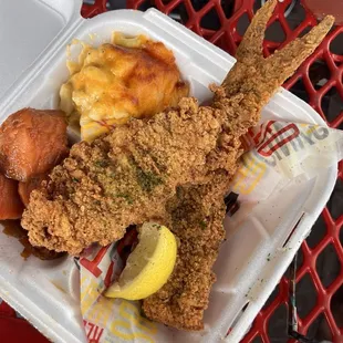 Snapper, yams, mac and cheese