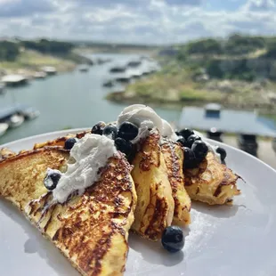 The Lighthouse Restaurant & Lounge