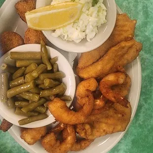 Fish &amp; Shrimp!!!! Damn good seafood!
