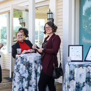 Outdoor Check-in Station

ILEA Northern-California Chapter Networking event (photo by Misti Layne)