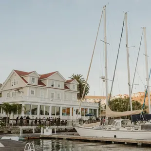 Your Celebration Awaits at The Lighthouse | photo by www.vivianchenweddings.com