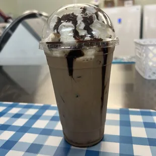 Cold brew / mocha with whip cream