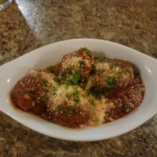 chicken wings and fried chicken, bbq chicken, bbq wings, chicken, chicken wings, fried chicken, poultry, food, fried chicken wings