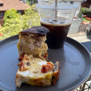 Mushroom Sun dried tomato quiche