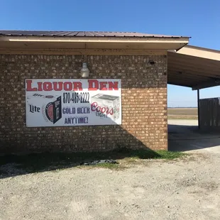 Now called Liquor Den