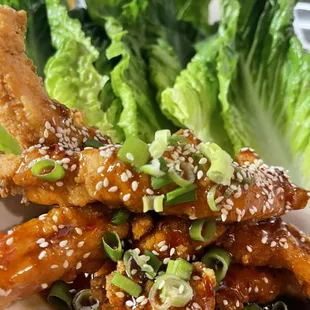 Lettuce wraps with chicken