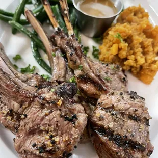Lamb Chops, mashed sweet potatoes and fresh green beans.