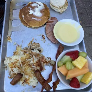 Took the pic after we started digging in.