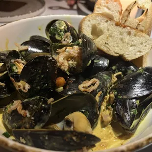 Spicy Black Mussel