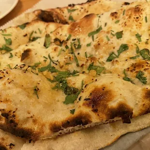 2. Garlic Naan