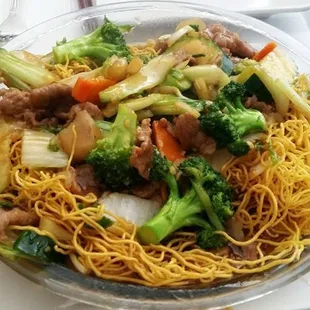 Pan Fried Noodles w/Beef