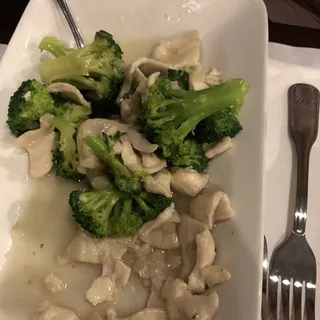 Chicken with Broccoli
