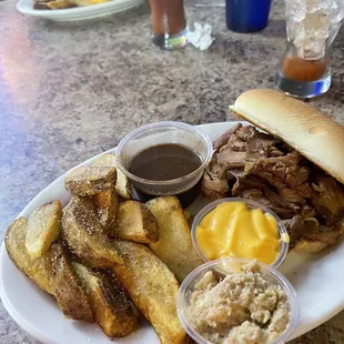 Prime rib sandwich