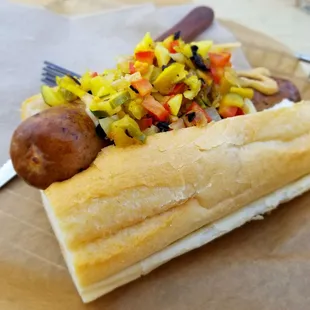 Special sandwich: smoked knockwurst with pickle relish