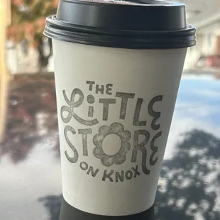 Oat milk latte with vanilla &amp; honey