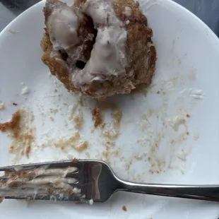 Cinnamon roll