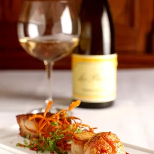 Sauteed Scallops w-Raspberry Gastric