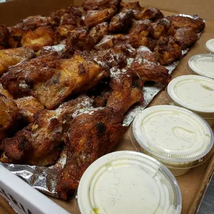 a box of chicken wings