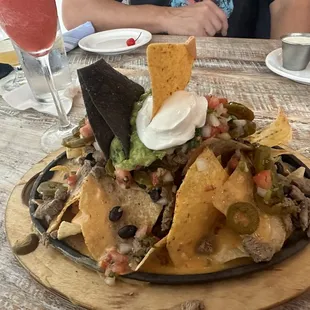 Beef tenderloin nachos