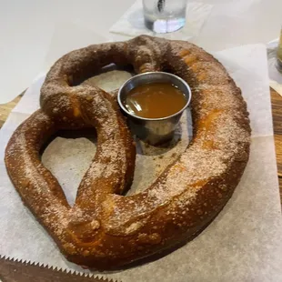 Sweet Pretzel