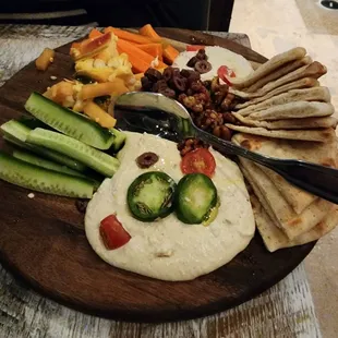 Hummus plate