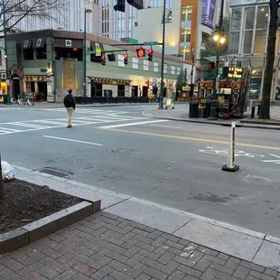 About to head in for some trivia at the local. Going to try their Wings.