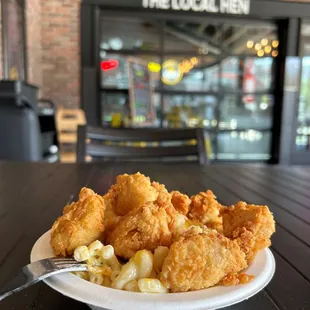 Junior Mac &amp; Cheese with Fried Chicken Nuggets