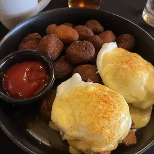 Eggs Benedict