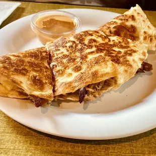 Kailua pork quesadilla