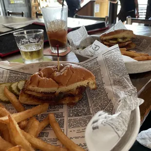 Split very nicely.  Because we too chonky for a whole one. :p