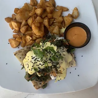EGGS BENEDICT