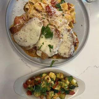 CHICKEN MILANESE