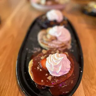 PANCAKE TRIO
